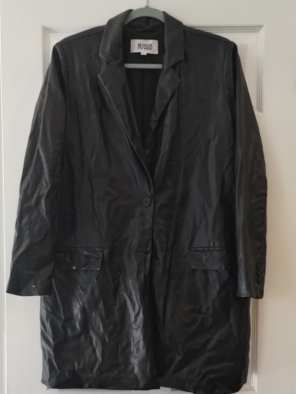 BB Dakota by Steve Madden Black Faux Leather Long Blazer.     (A11)